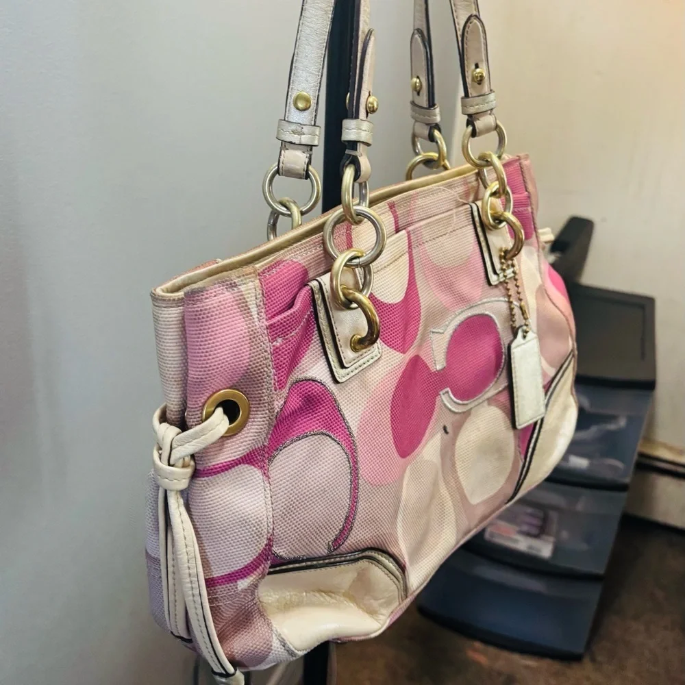 Coach Stylish Pink and Cream Women's Handbag